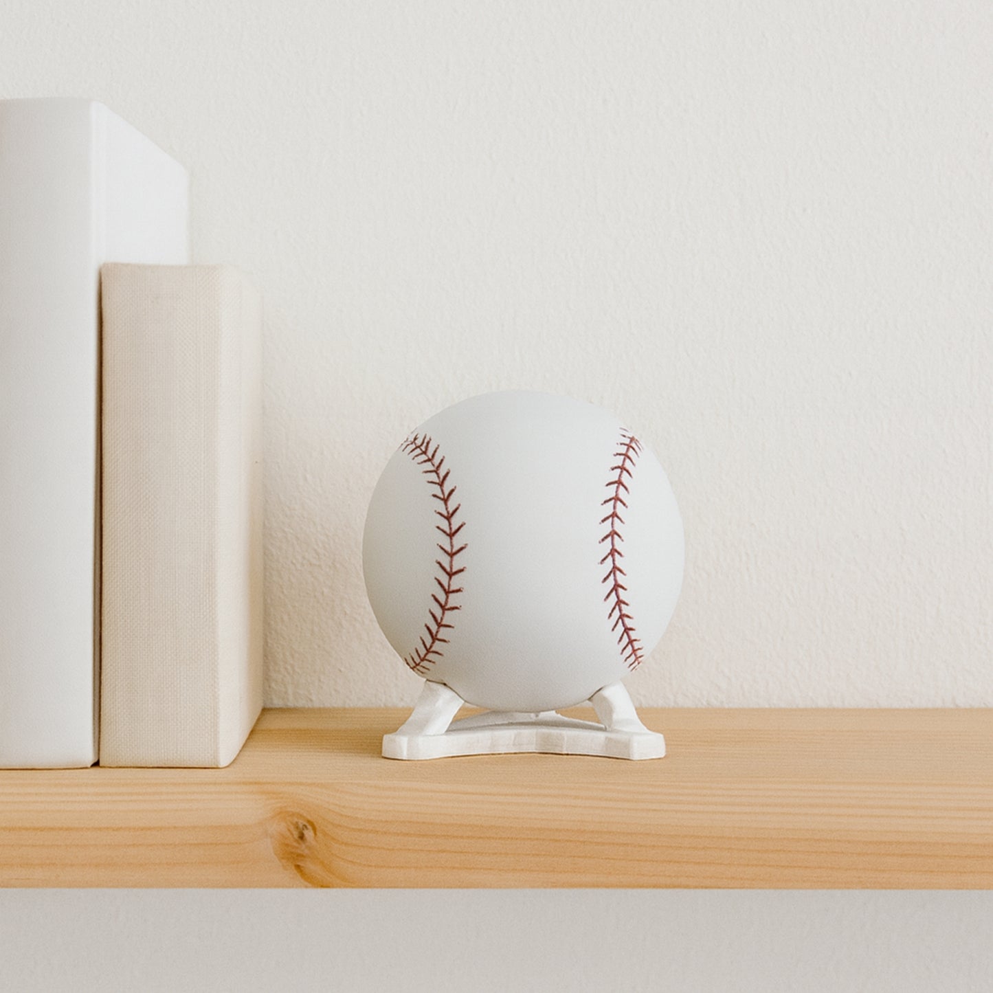 Radiant Displays Small Ball Display Stand
